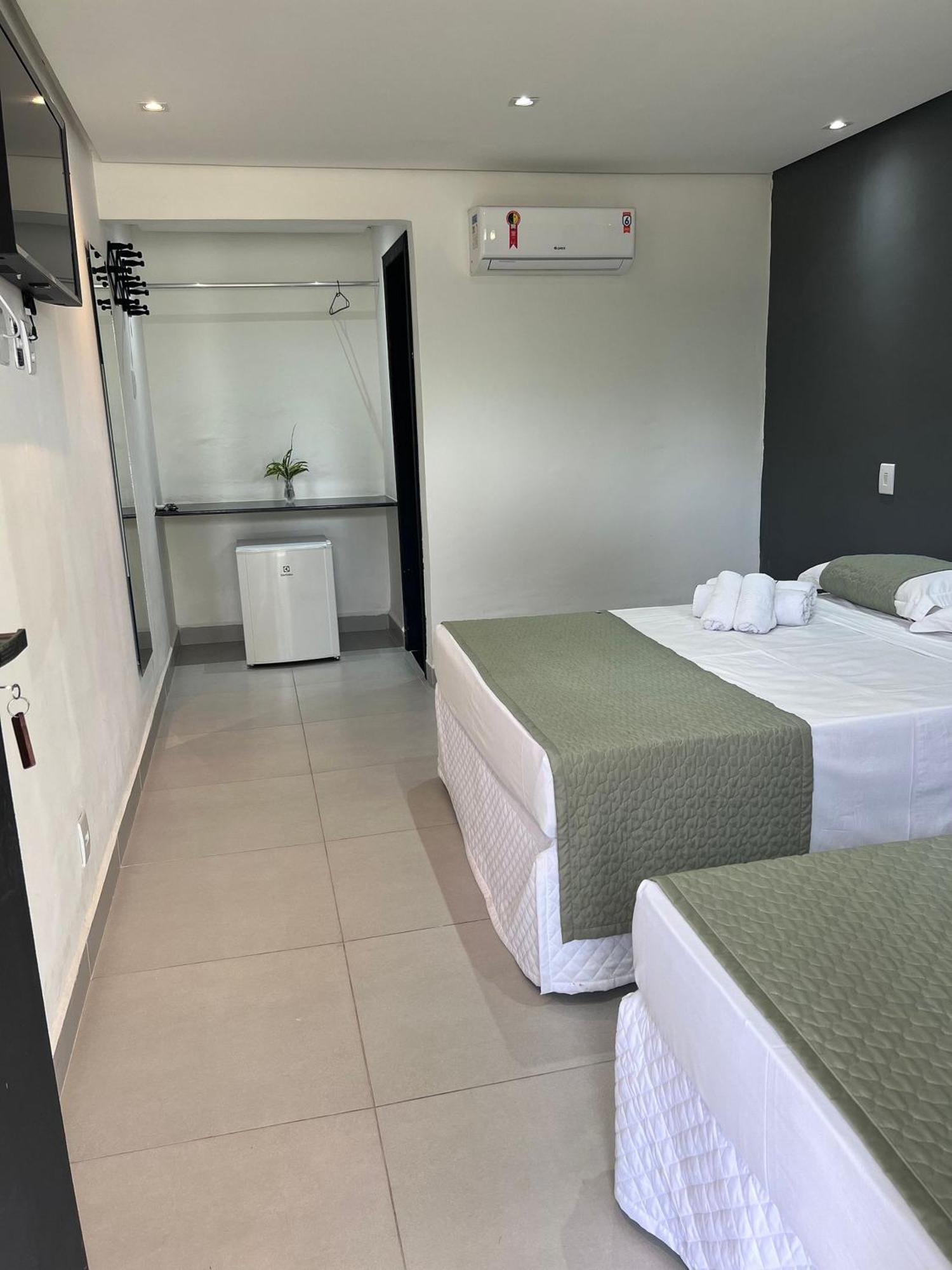 Apartment O Beira Mar Hotel: Beachfront Comfort With Amenities *